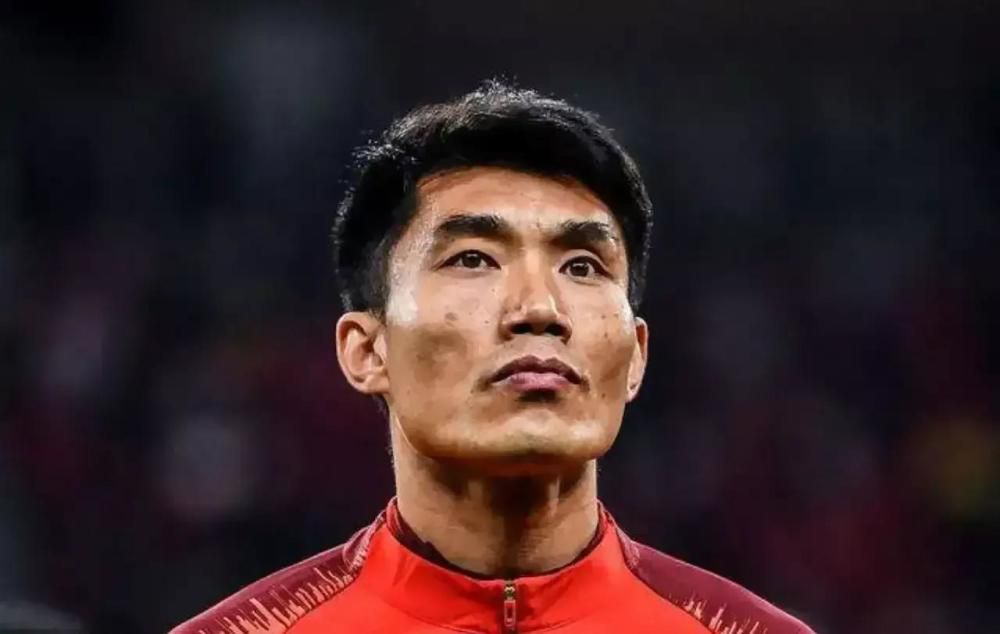 卡马文加和巴斯克斯参加了皇马合练今日皇马进行了2023年的最后一次训练，备战对阵马洛卡的比赛。
